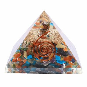 Orgonit pyramida čakrová velká s čakrovým krystalem - cca 7x7 cm